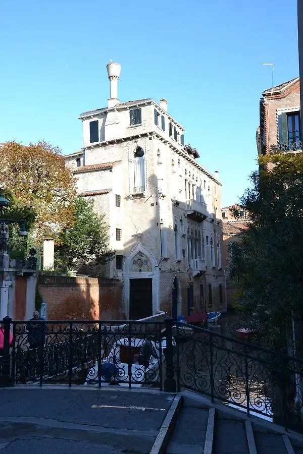 Apartment Castello 5888 B, Santa Marina, Calle Marcello, Canale Venedig