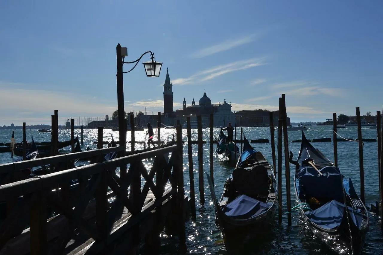Castello 5888 B, Santa Marina, Calle Marcello, Canale Venice Italy