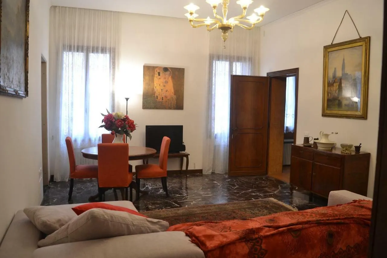 Castello 5888 B, Santa Marina, Calle Marcello, Canale Venice